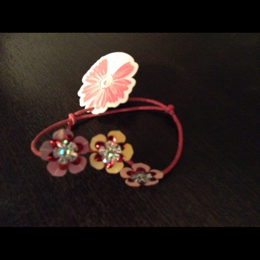 COPY - Escada bracelet made of fabric